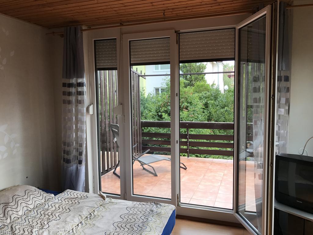 Jane Apartman